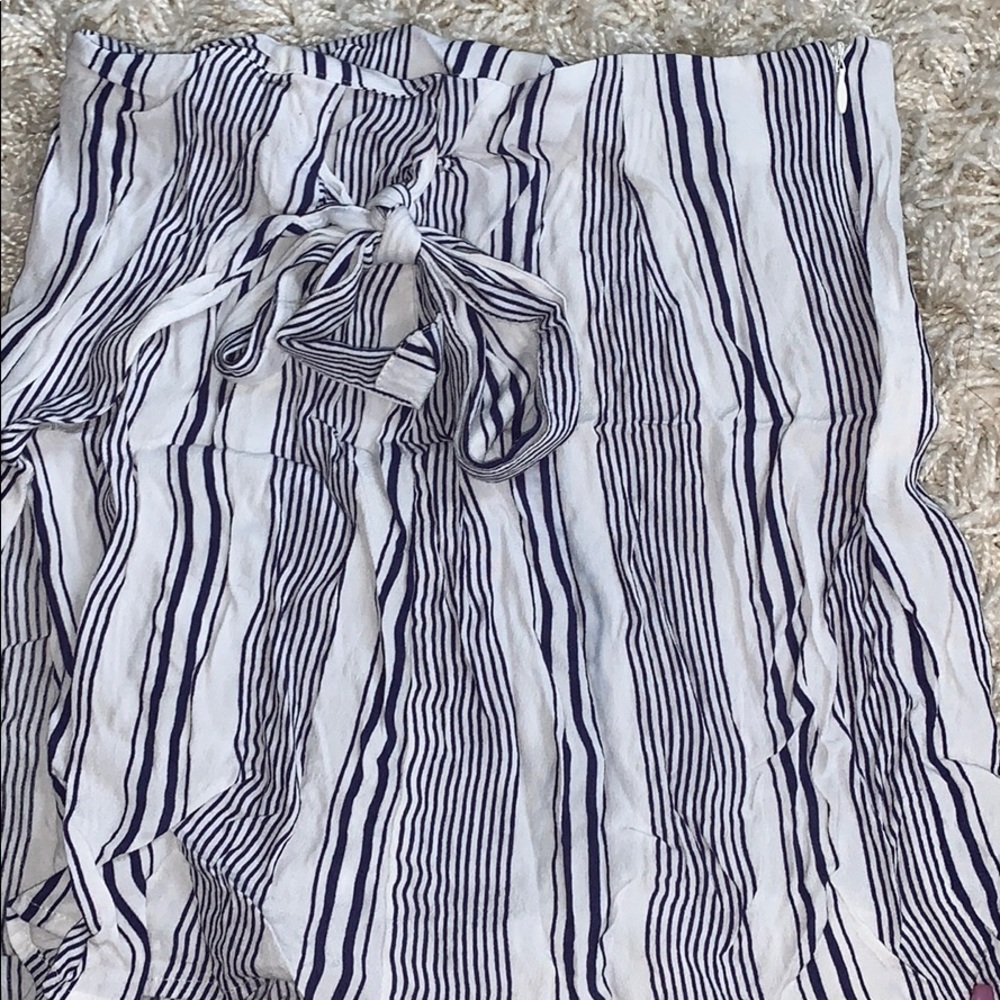 Tie skirt